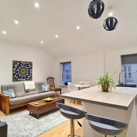 Modern & Central, Perfect Beach Getaway- 2Min Walk Brighton Kültér fotó